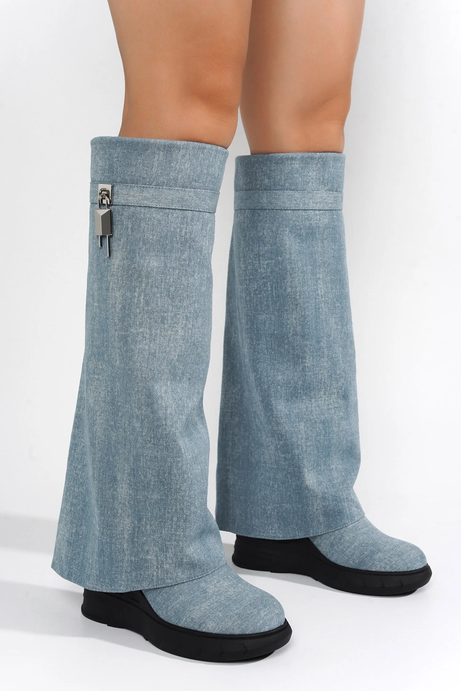 DARIN - DENIM by Cape Robbin