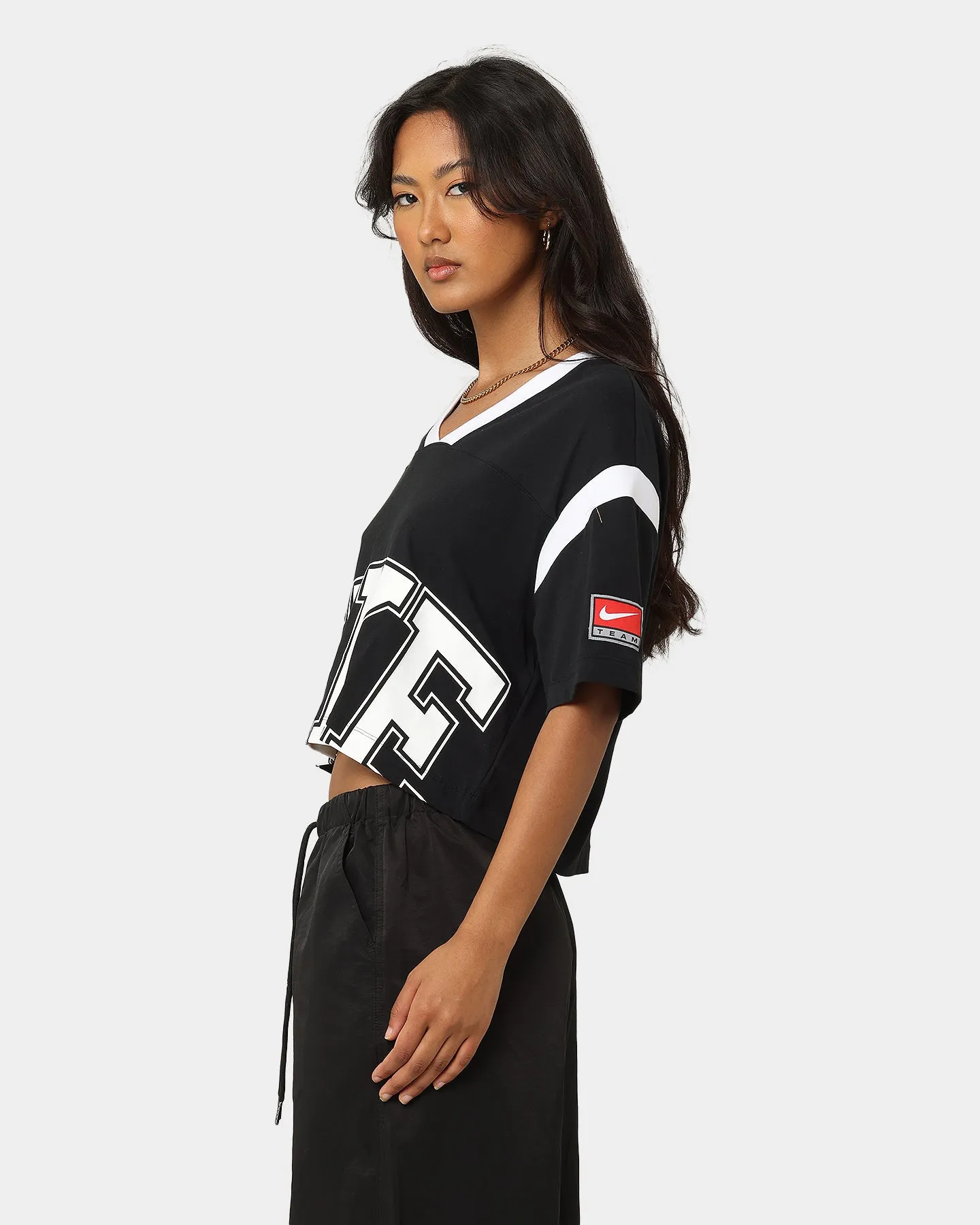 Nike Women's Nike Sportswear Team Nike T-Shirt Black/White