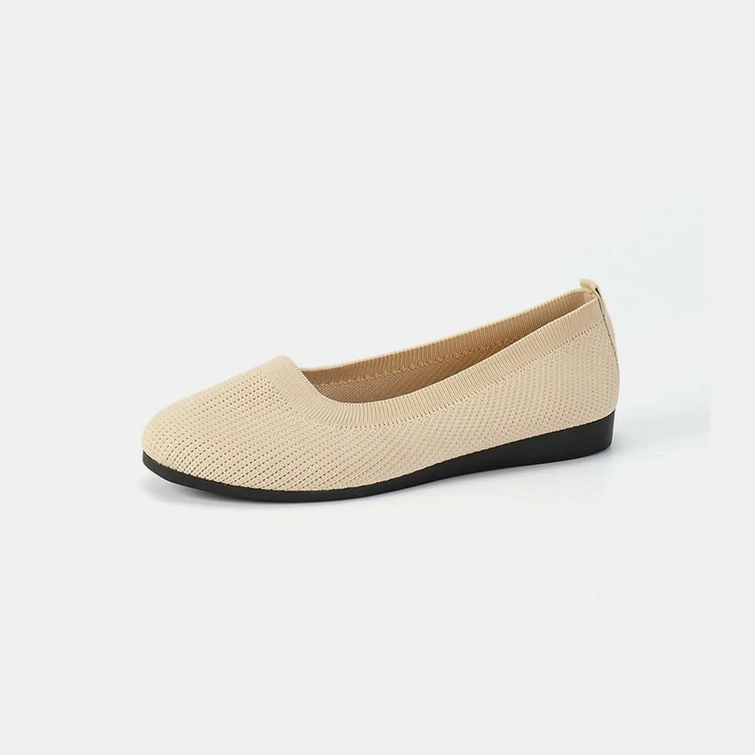 Stylish knitted ballet flats