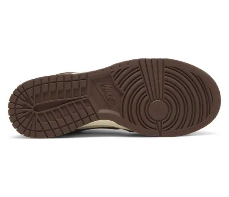 Women's Nike Dunk Low (Cacao)